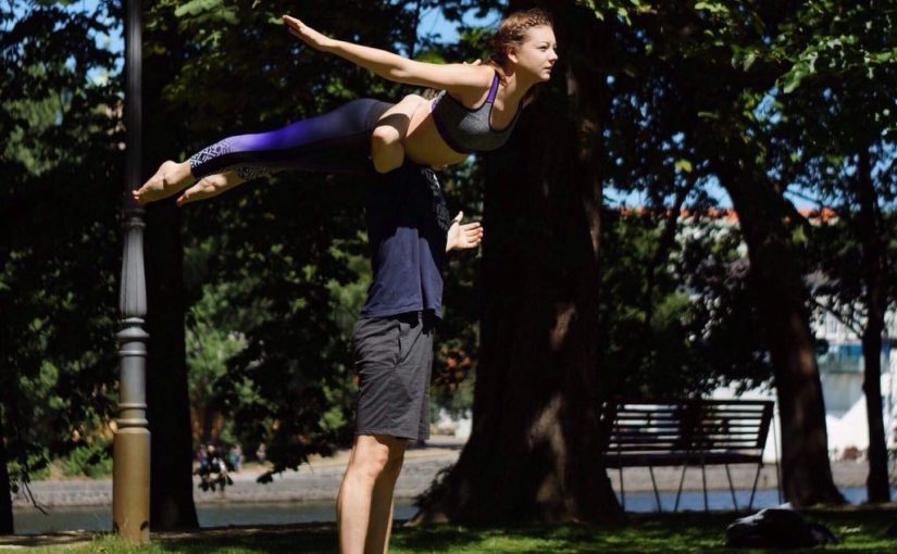 O benefitech acroyogy